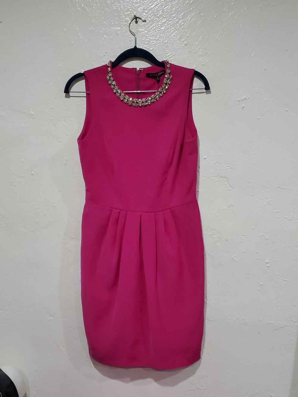 NWT Cynthia Steffe Hot Pink Jeweled Collar Dress Size 6